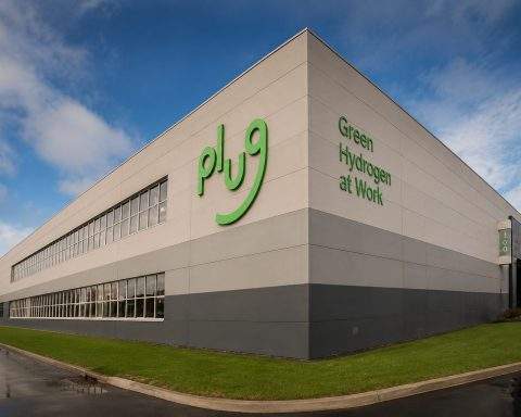 Plug Power finishes week up as investors look at funding changes