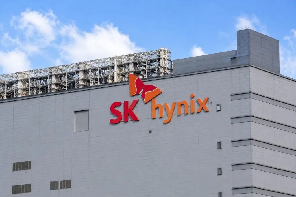 SK Hynix Drops 10% After Hit, Here’s What’s Next for Traders