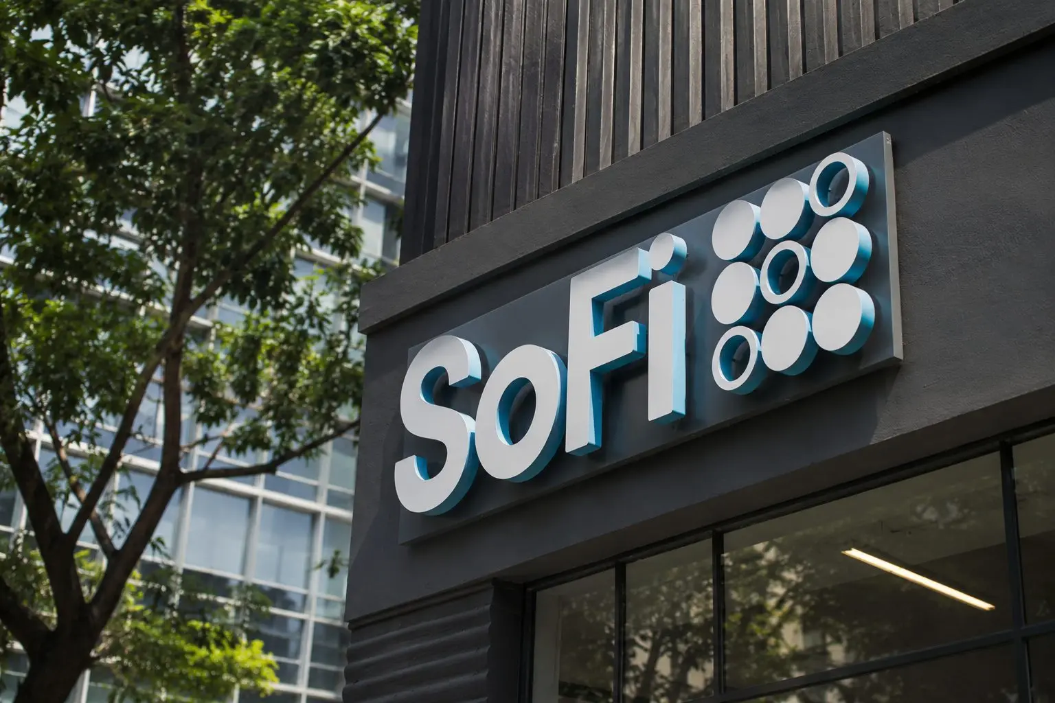 SoFi stock falls as U.S. inflation brings back rate-hike talk for high-growth fintechs