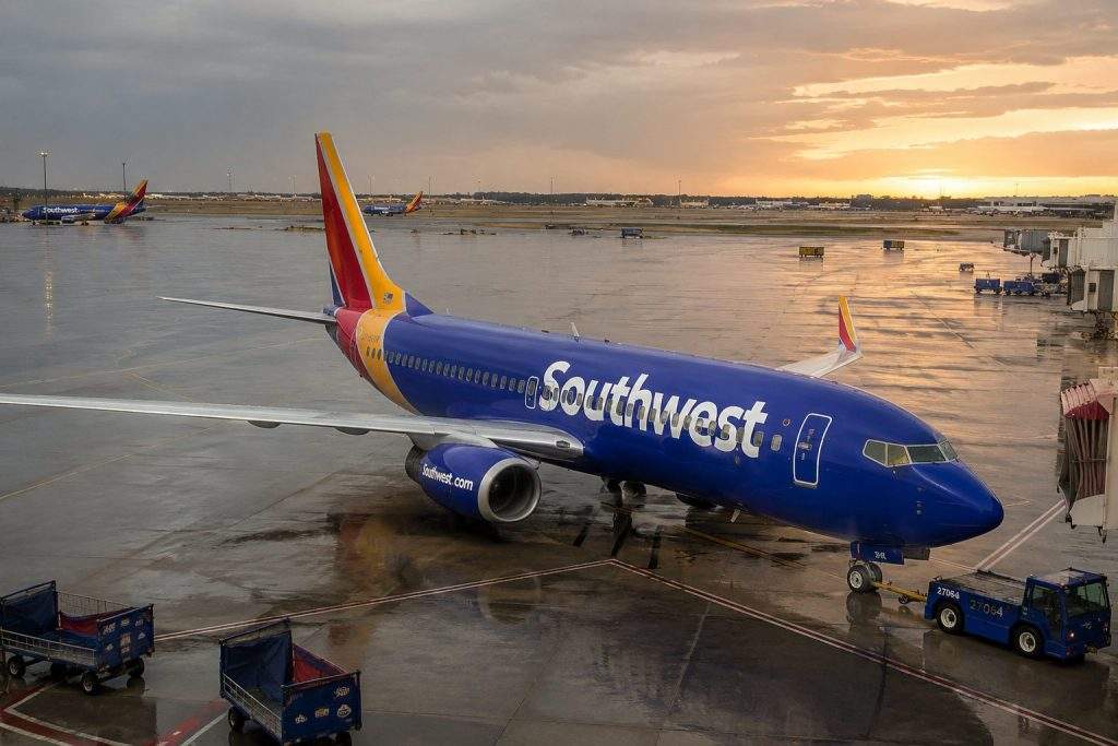 Southwest (NYSE:LUV) moves forward with more St. Louis route cuts as investors eye capacity