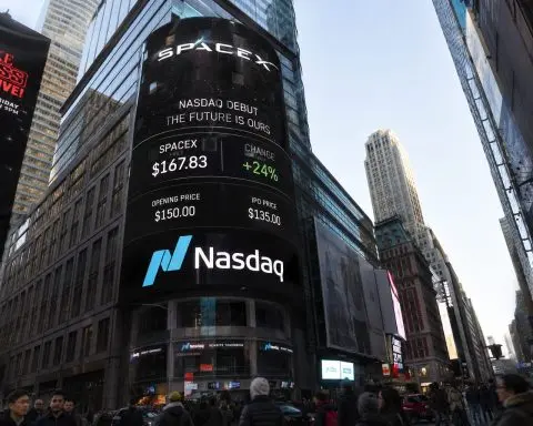 SpaceX Surges Post-IPO as SPCX Hits Nasdaq 100, Price and Valuation Move