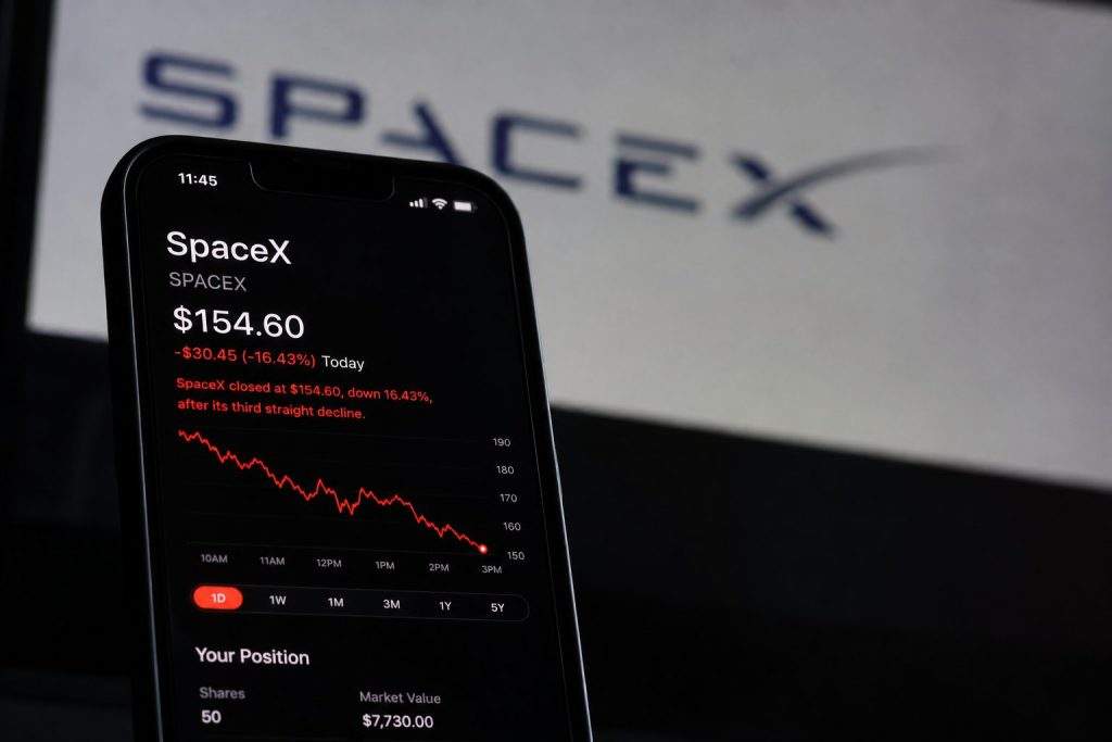 SpaceX Shares Fall 16% After $20 Billion Bond Sale Talk Hangs Over Rally