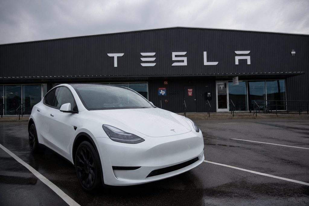 Tesla stock on hold for Juneteenth with AI spending, Europe FSD in focus