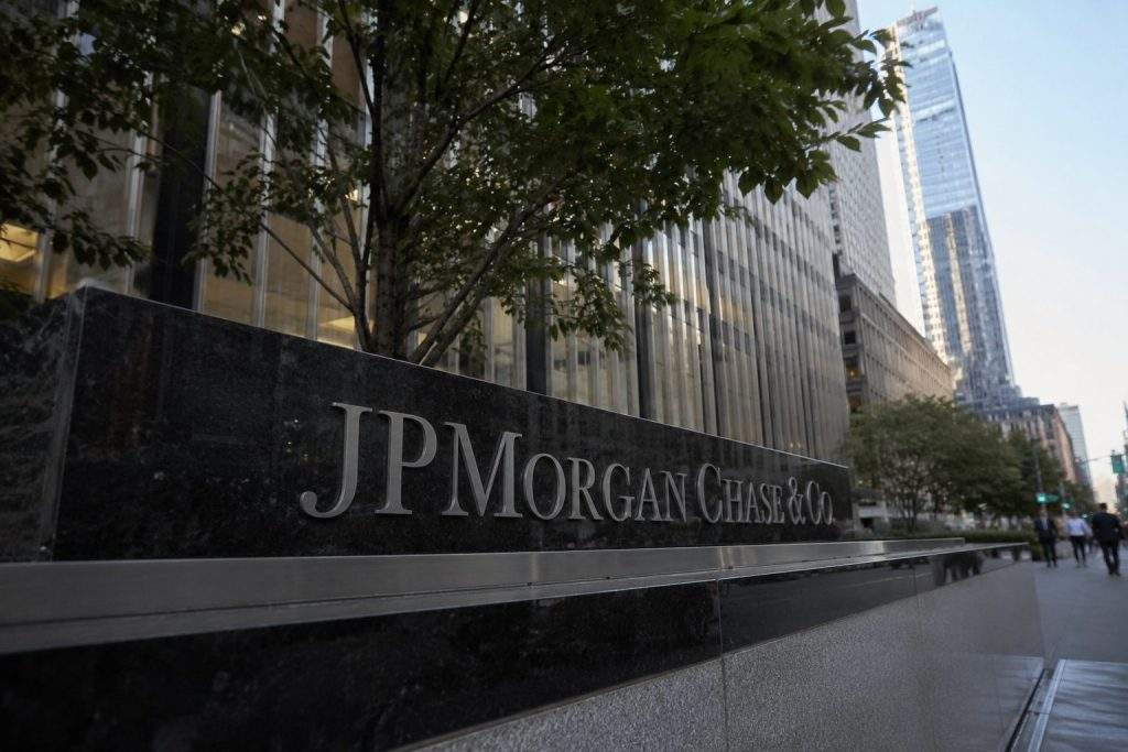 US financial shares look to Fed stress tests after volatile week