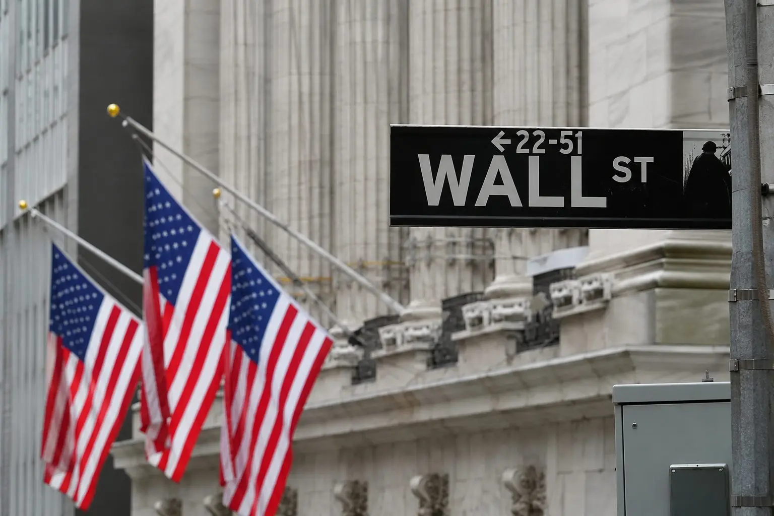 Nasdaq bounce hides thin megacap recovery as US stocks end