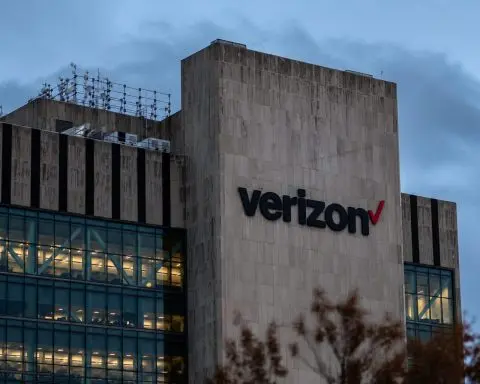Verizon Stock Just Got Hit Hard. The Dividend Story Is Only Half the News