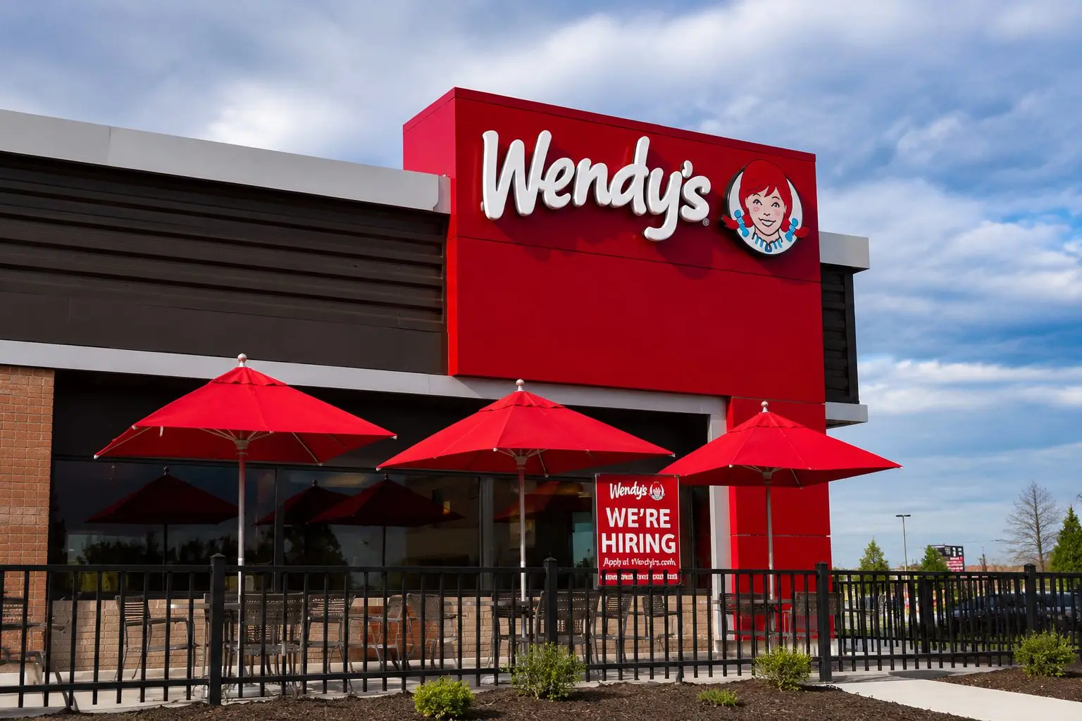 Wendy’s volume exceeds shares in meme move, adding pressure to turnaround numbers