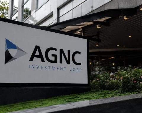 AGNC Investment Corp. (NASDAQ:AGNC) shares trade at a 27% premium to book value post Q2 results