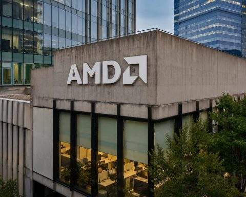 AMD (NASDAQ: AMD) slides 5.3% despite robust chip demand as valuation concerns persist
