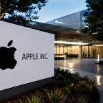 Apple Inc. (NASDAQ:AAPL) stock rises 3.5% as low-capex AI profile draws a premium