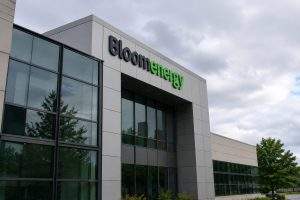 Bloom Energy Stock Drops as AI Power Bet Hits Scandium Hurdle