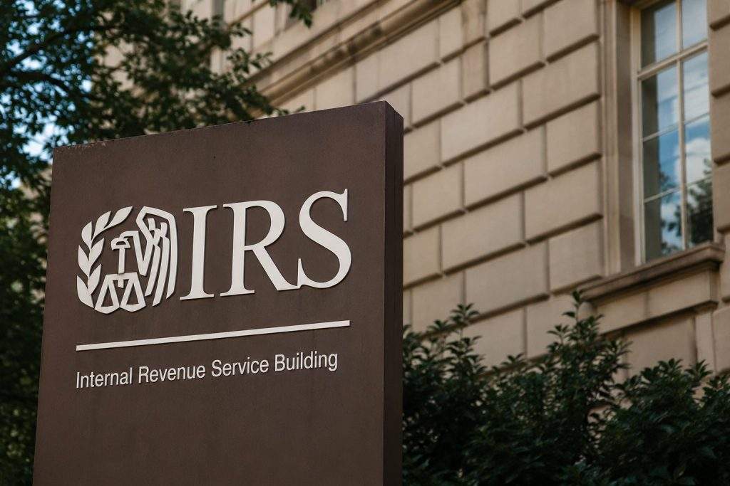 IRS Refund Deadline Set to Hit Tax Firms in July; Most Filers Likely Under $100,000