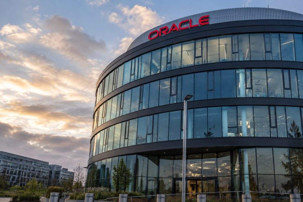 Oracle’s Free AI Builder Targets the Slower Side of Its Cloud Boom