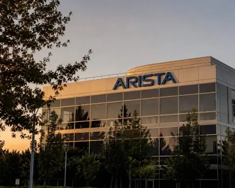 Arista Networks (NYSE:ANET) drops $15B as insider sales highlight premium