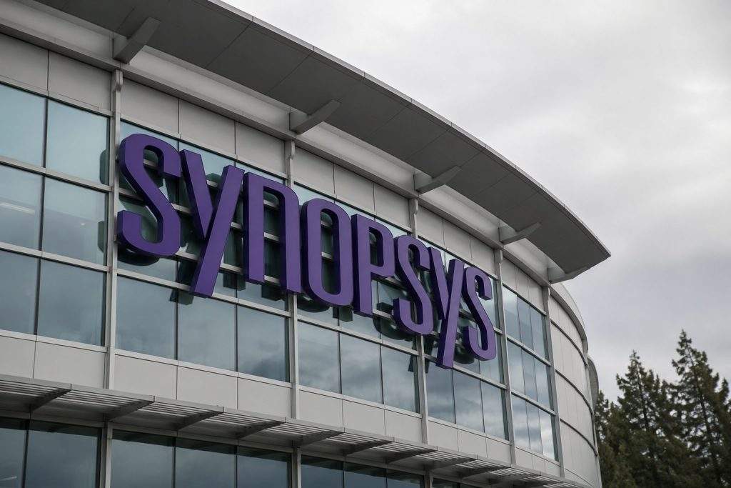 Synopsys (NASDAQ:SNPS) loses $6.3 billion following Kimi K3 chip-design demonstration