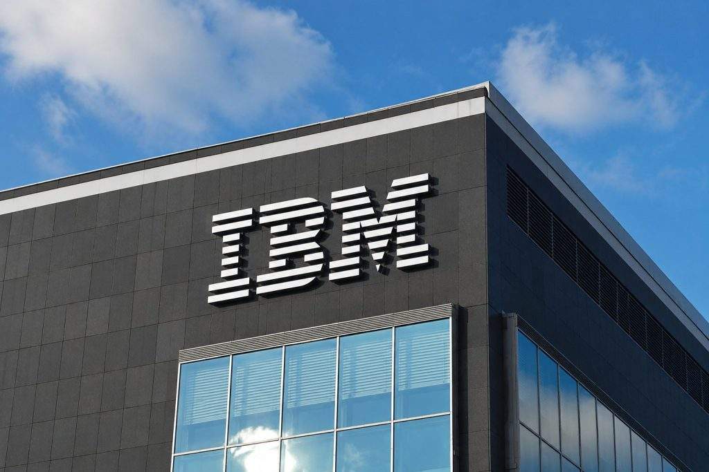 Sharpest Weekly Fall for IBM Shares Raises Questions Over Software Strategy Sharpest Weekly Fall for IBM Shares Raises Questions Over Software Strategy