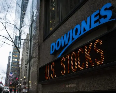Dow Jones falls 305 points as expensive underperformers drag despite tech rally