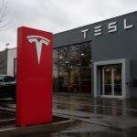 Tesla, Inc. (NASDAQ:TSLA) Stock Confronts $3.25 Billion Cash Drain After All-Time Delivery High