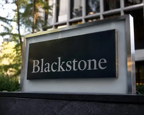 Blackstone (NYSE:BX) Q2 profits increase as AI asset sales counter private-credit dip
