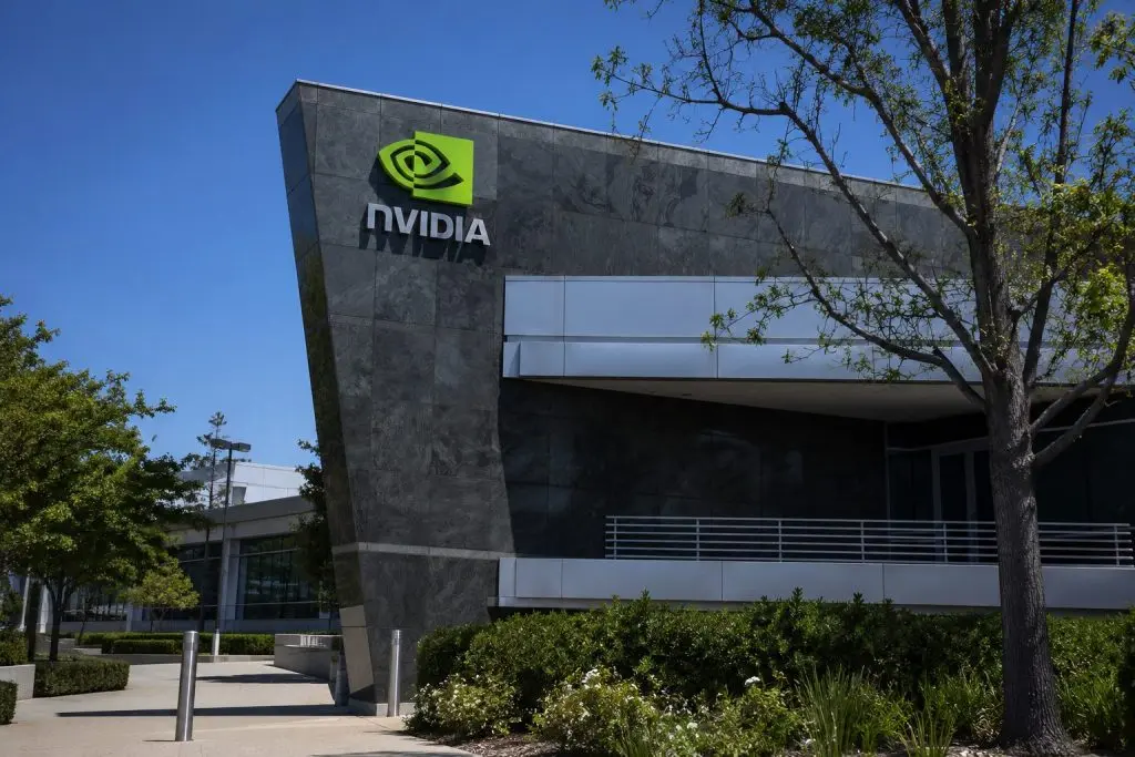 NVIDIA (NASDAQ:NVDA) falls under $200 after $114 billion move in S&P 500, QQQ