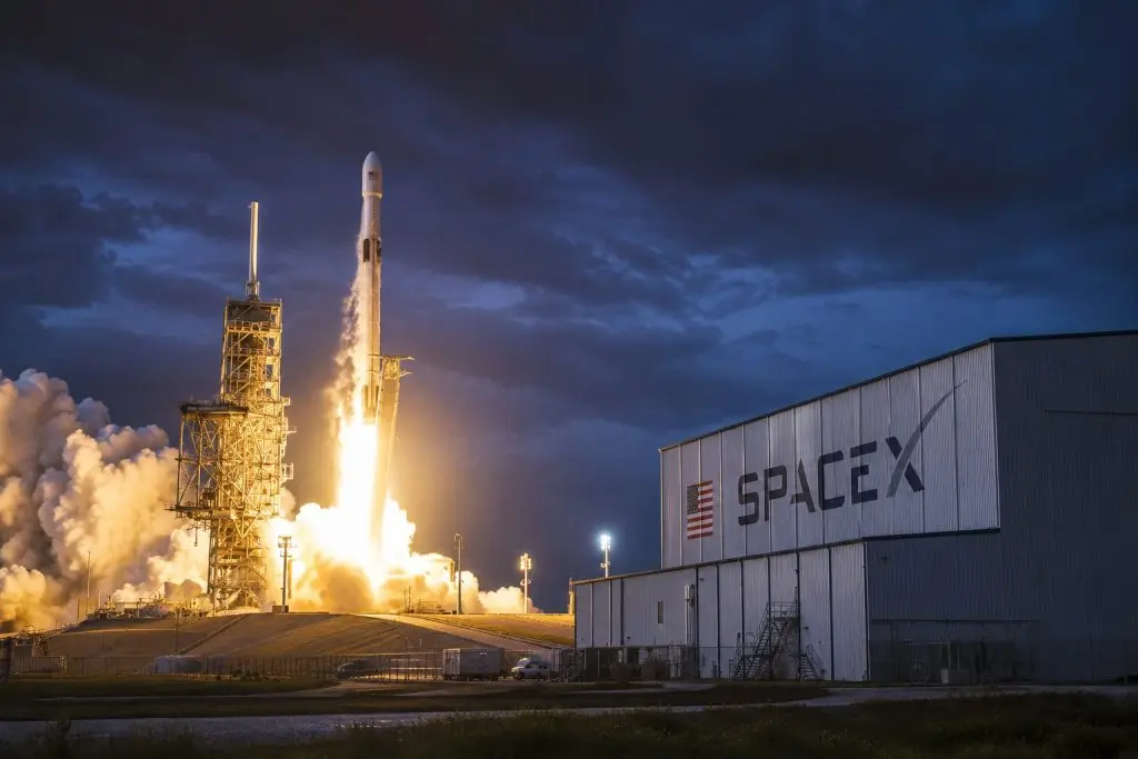 SpaceX (NASDAQ:SPCX) Starlink launch sees Falcon 9 booster used for chip tests ahead of Nasdaq-100 inclusion