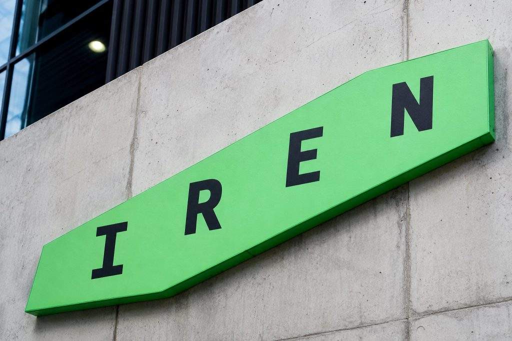 IREN slips after Anthropic buyout focuses attention on 2028 Australia plan