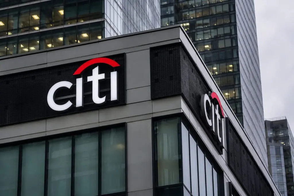 Citigroup (NYSE: C) shares fall as return guidance points to weaker second half