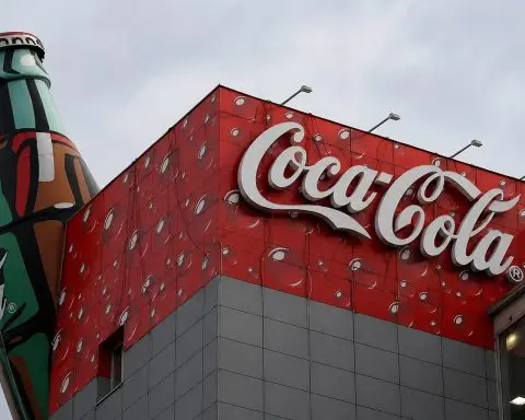 Coca-Cola’s $172B Advantage Over Pepsi Widens Ahead of Earnings