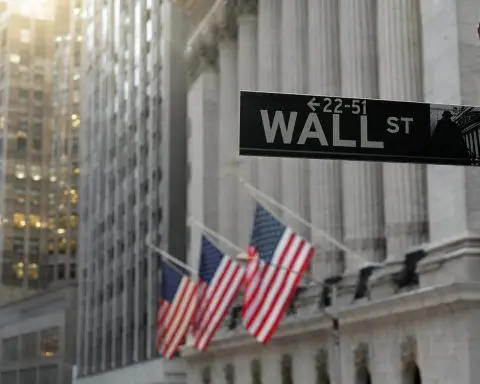 Dow Futures Climb While Nasdaq Drifts, Continuing Wall Street’s AI Shift