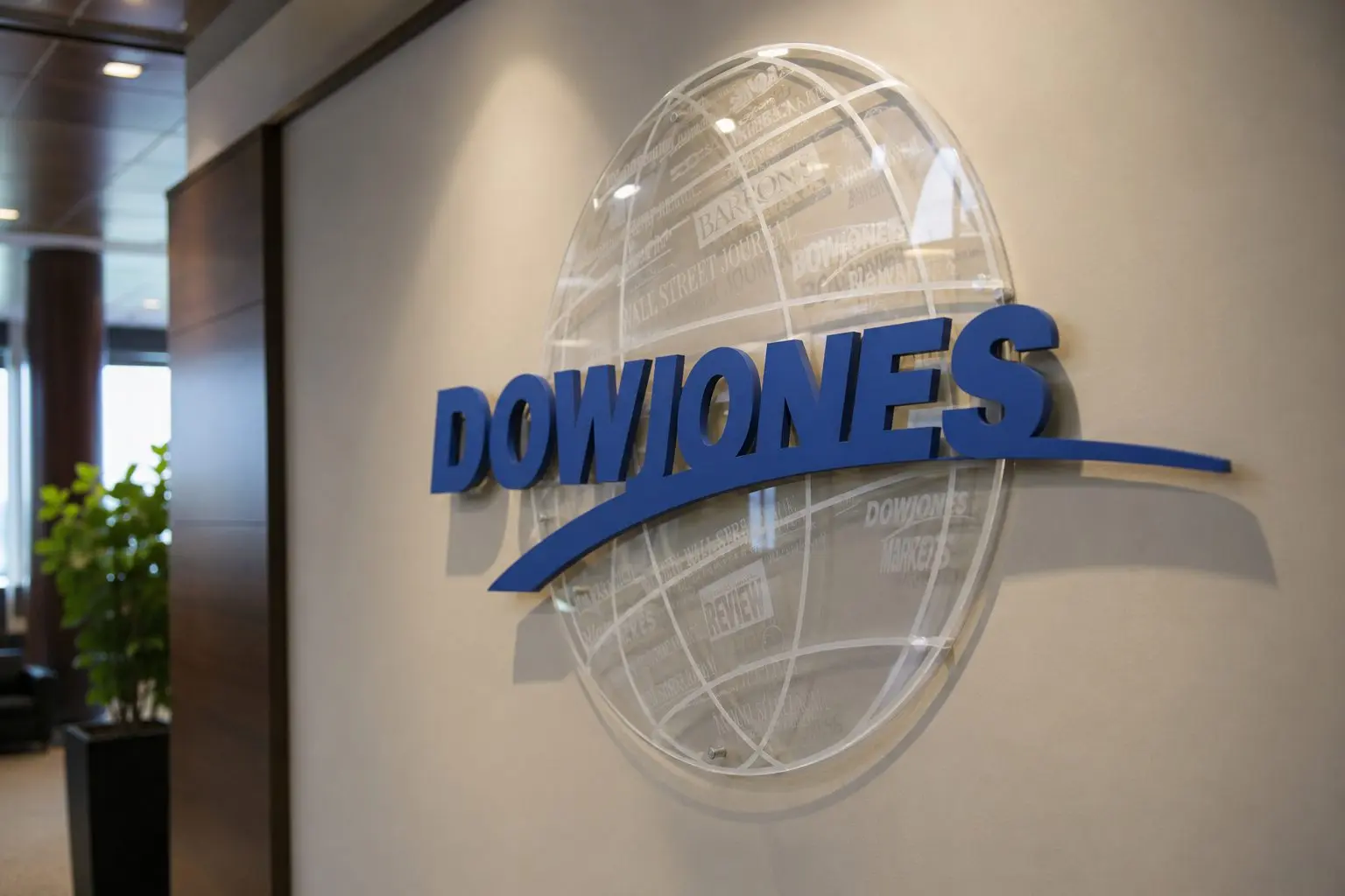 Dow Jones Ends Up 235 Points; Oil Slumps as Investors Eye Fed and Big Tech