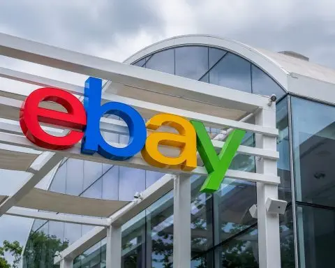 eBay Inc. (NASDAQ:EBAY) Under Scrutiny as GameStop Corp. (NYSE:GME) Takes 9.8% Stake Ahead of Monday Session