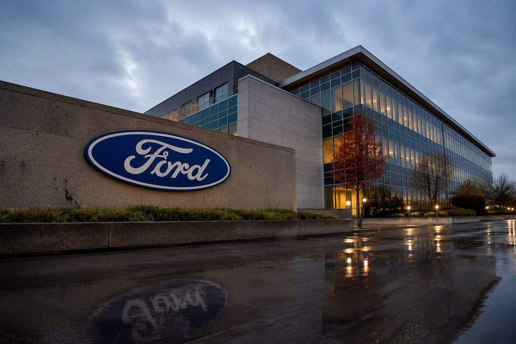 Ford shares climb in premarket ahead of $6.3 billion cash target for 2026