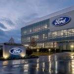 Ford shares hit analysts’ target price, trading 40% above GM