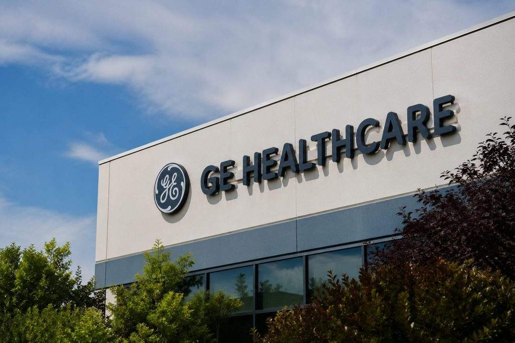 GE HealthCare Technologies Inc. (NASDAQ:GEHC) sheds $1.7 billion as HCA warning tests order-growth case