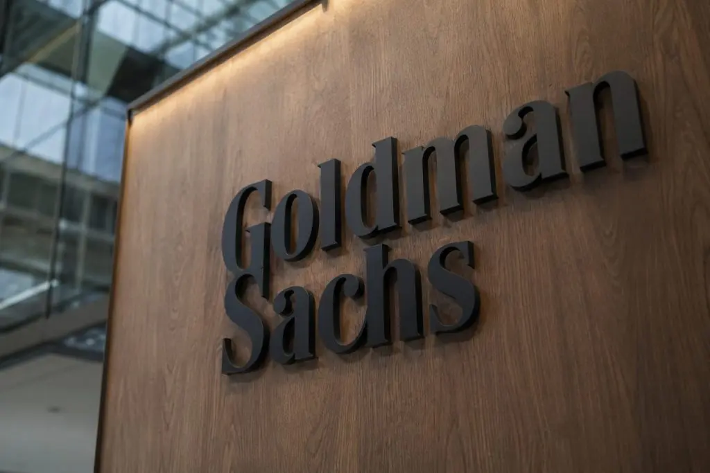 Goldman Sachs (NYSE:GS) trades flat, EMEA M&A head sets July earnings mark