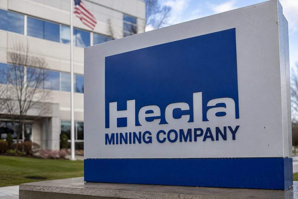 Hecla Mining Company (NYSE:HL) Climbs Ahead of Silver Market Ahead of Key August Cash Review