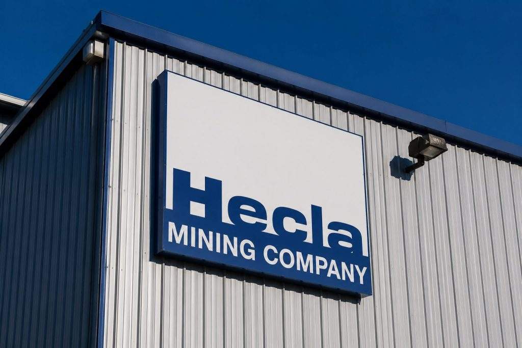 Hecla Mining (NYSE:HL) trails silver with 29% price gap, challenging Q1 pace Hecla Mining (NYSE:HL) trails silver with 29% price gap, challenging Q1 pace