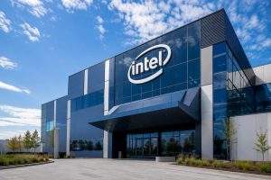 Intel (NASDAQ:INTC) still trades at a 37% premium despite stock slide ahead of July results