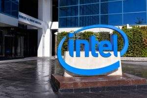 Intel Corporation (NASDAQ:INTC) Shares Fall After Earnings Beat, External Foundry Yields 5% of Revenue