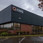 IonQ (NYSE:IONQ) Shares Confront Fresh Valuation Challenge Following $1.8 Billion Foundry Agreement