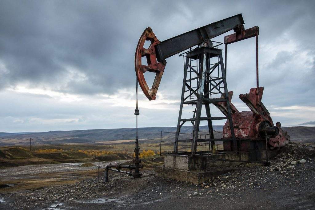 S&P 500 Braces for Potential Impact from 16% Surge in Oil Amid Iran Concerns and Inflation Risks