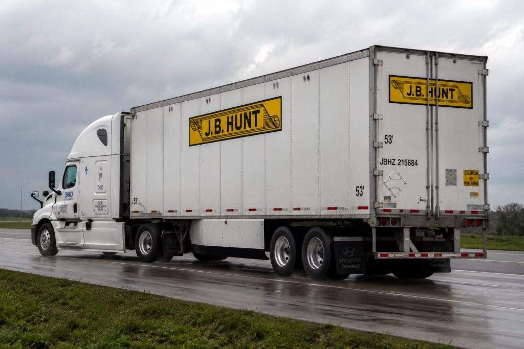 J.B. Hunt (NASDAQ: JBHT) Stock Jumps 7% as Intermodal Drives 89% of Operating-Income Growth