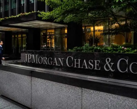 JPMorgan (NYSE:JPM) edges close to 52-week high after Q1 profit beat