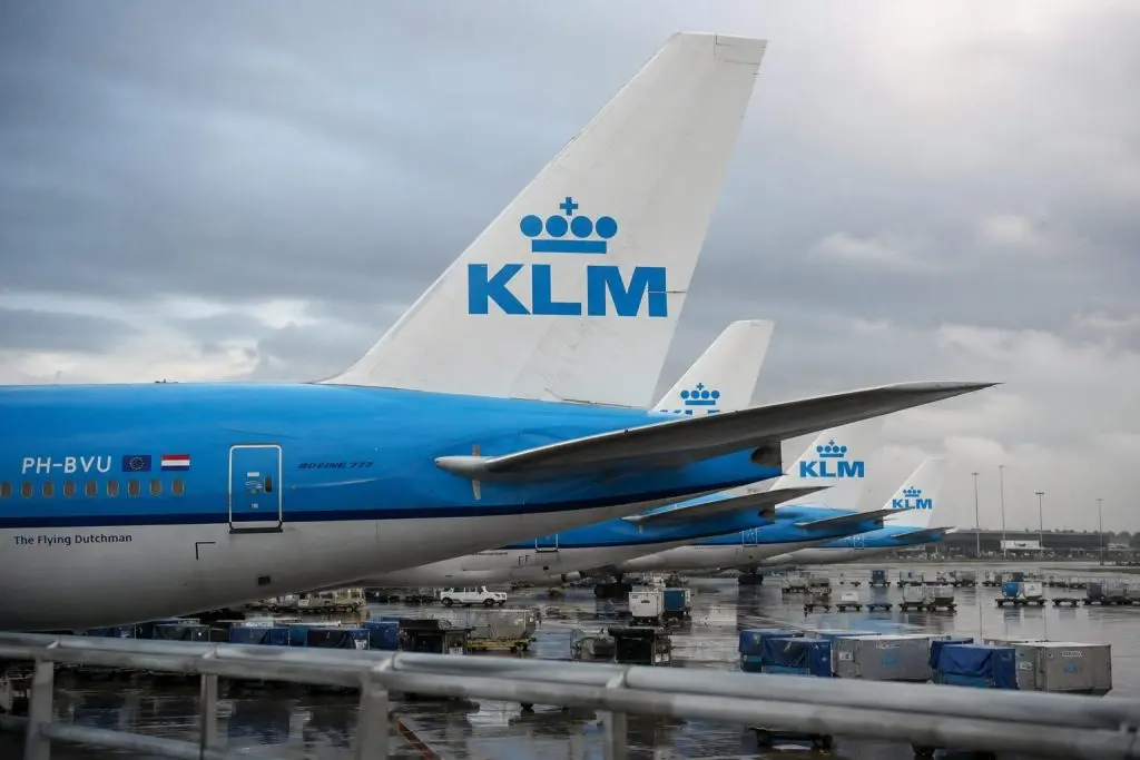 Air France-KLM sees Q2 profit margin pressure even as revenue rises