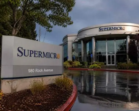 Las acciones de Super Micro Computer (NASDAQ:SMCI) suben ante un cambio proyectado de margen de 847 millones de dólares