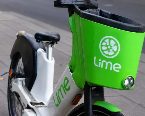 Neutron Holdings (Lime) stock ends first day up 4% from IPO price