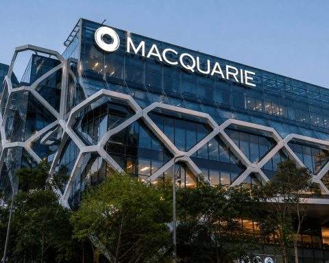 Macquarie Group Ltd (ASX:MQG) approaches 52-week high as it seeks deposits and faces margin pressure