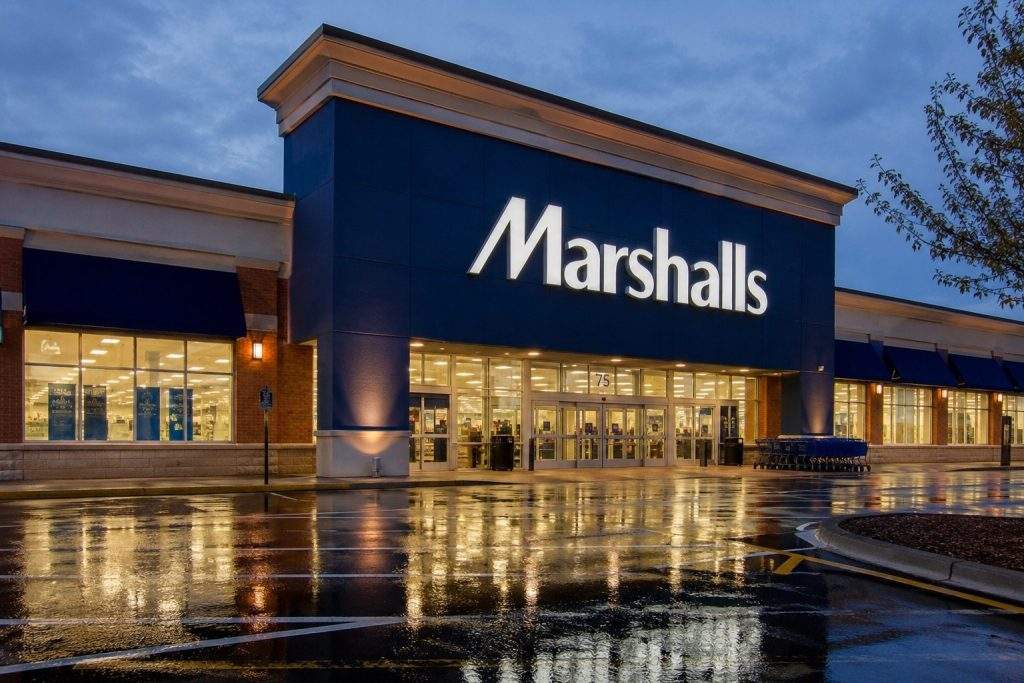 Martha Stewart highlights $70 Marshalls lamp as example of home goods appeal at TJX (NYSE:TJX)