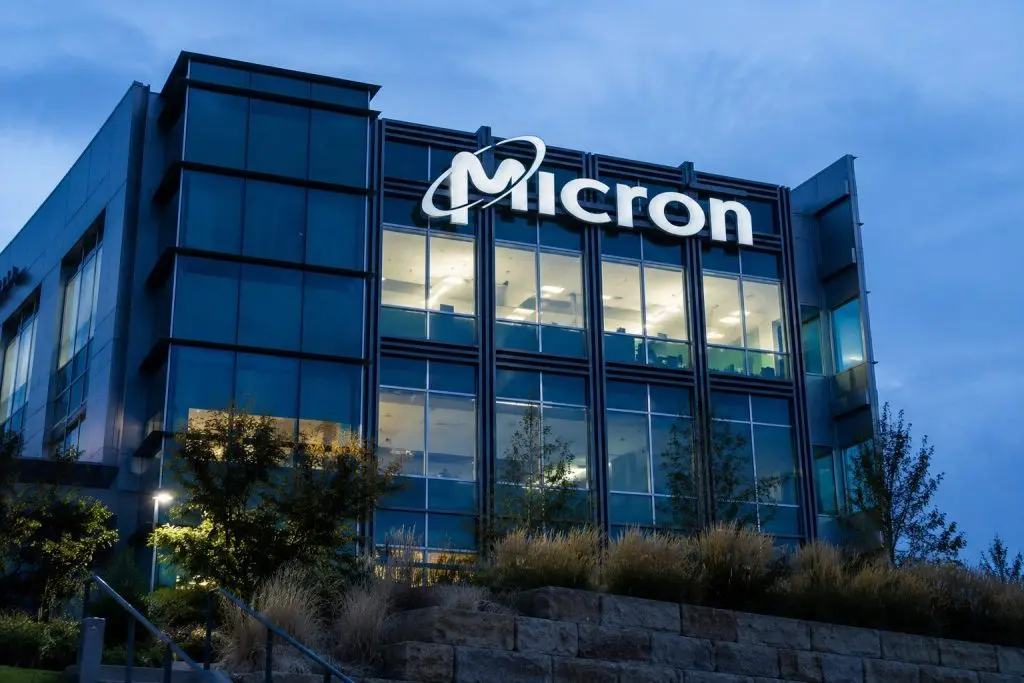 Micron (NASDAQ:MU) Shares Jump 8.5% as Investors Eye Major Tech Spending Update