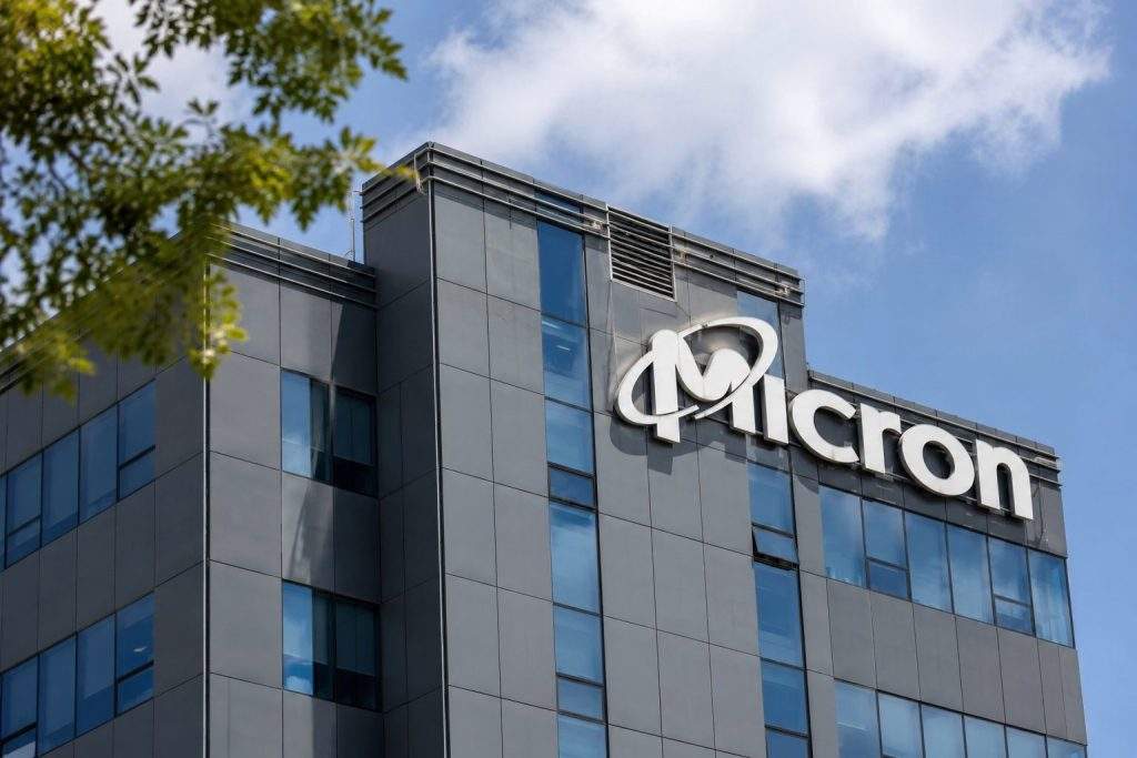 Micron Stock Barely Moved Last Week. Its 16% Swing Tells a Different Story